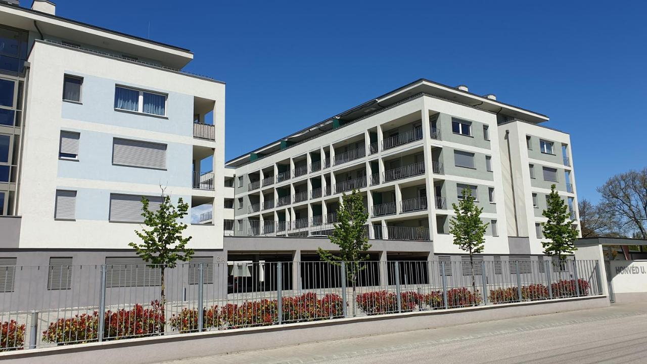 Lelle Resort B21 Balatonlelle Luaran gambar