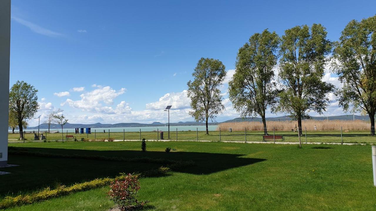 Lelle Resort B21 Balatonlelle Luaran gambar