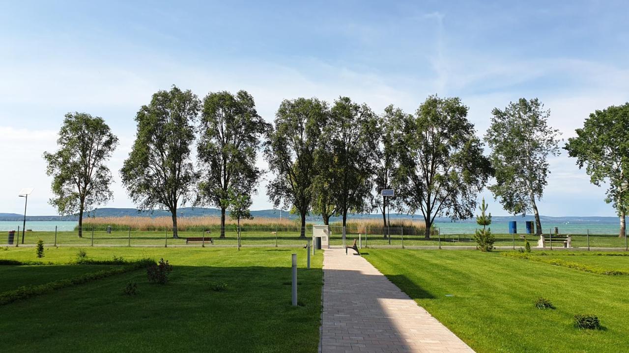 Lelle Resort B21 Balatonlelle Luaran gambar