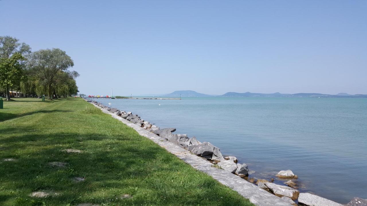 Lelle Resort B21 Balatonlelle Luaran gambar