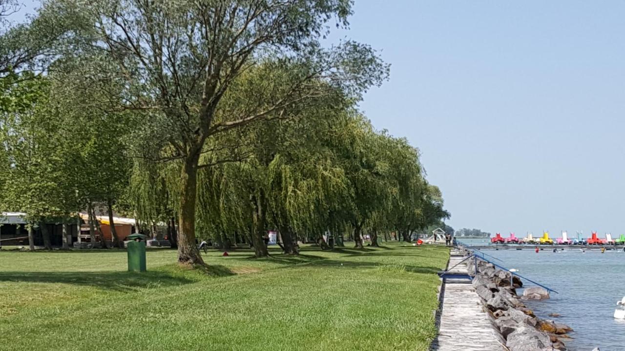 Lelle Resort B21 Balatonlelle Luaran gambar